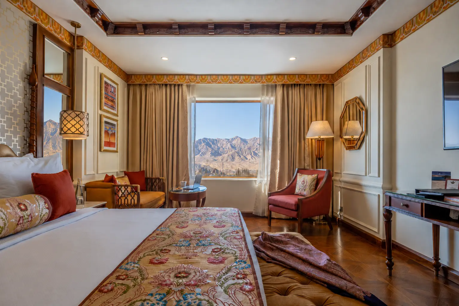 Luxury Room